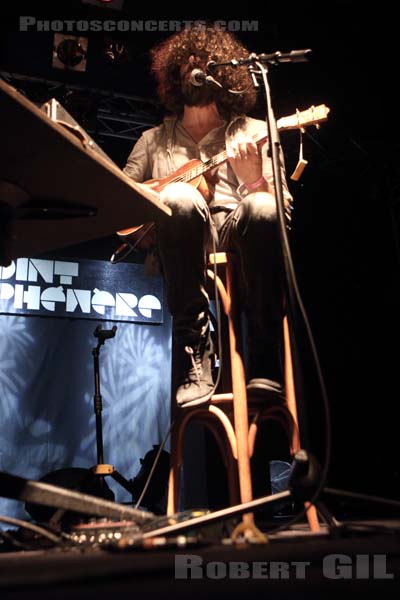 LOU BARLOW - 2015-10-04 - PARIS - Point Ephemere - 